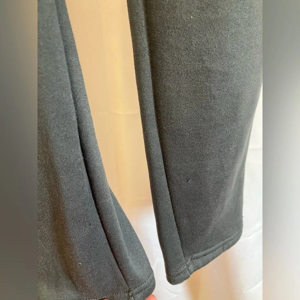 Women's Classic Gray Leggings - Picture 6 of 7